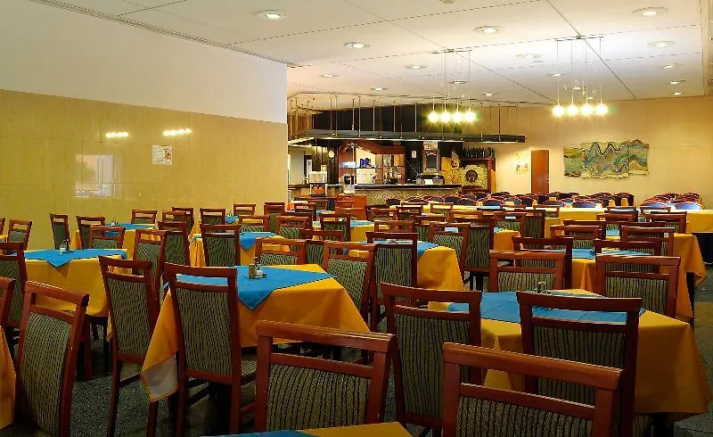 Olympik Congress Hotel Prag 3*,